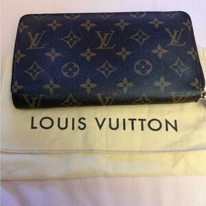 Louis Vuitton Monogram Wallet